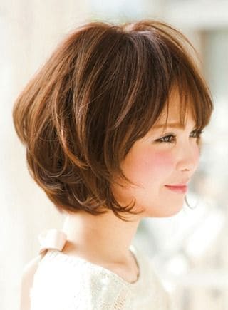 Cute Short Bob Hairstyles with side Bangs