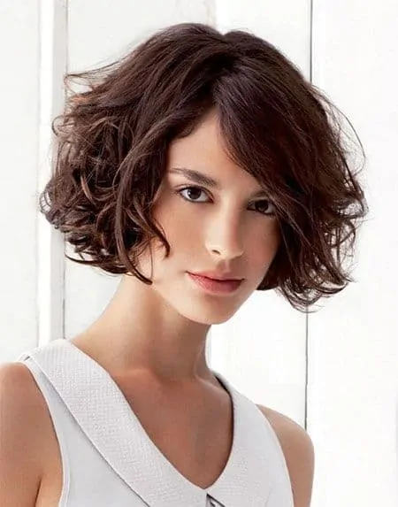 very cute short curly hairstyle
