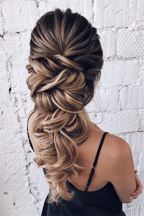 attractive wedding hairstyles for long hair