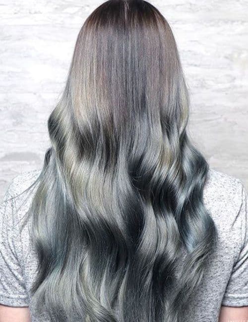 30 Soft denim and grey long layered hairstyles ideas