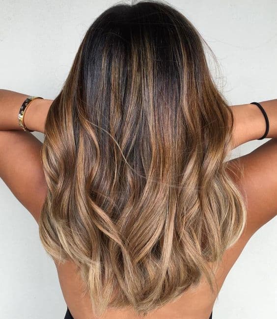 Flattering Balayage French Hair Coloring Technique