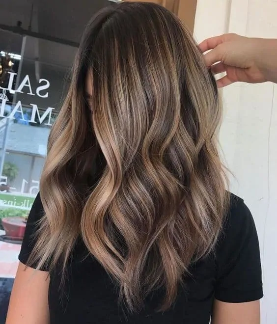 Two Tone Hair with Light Layer Flattering Balayage Hair
